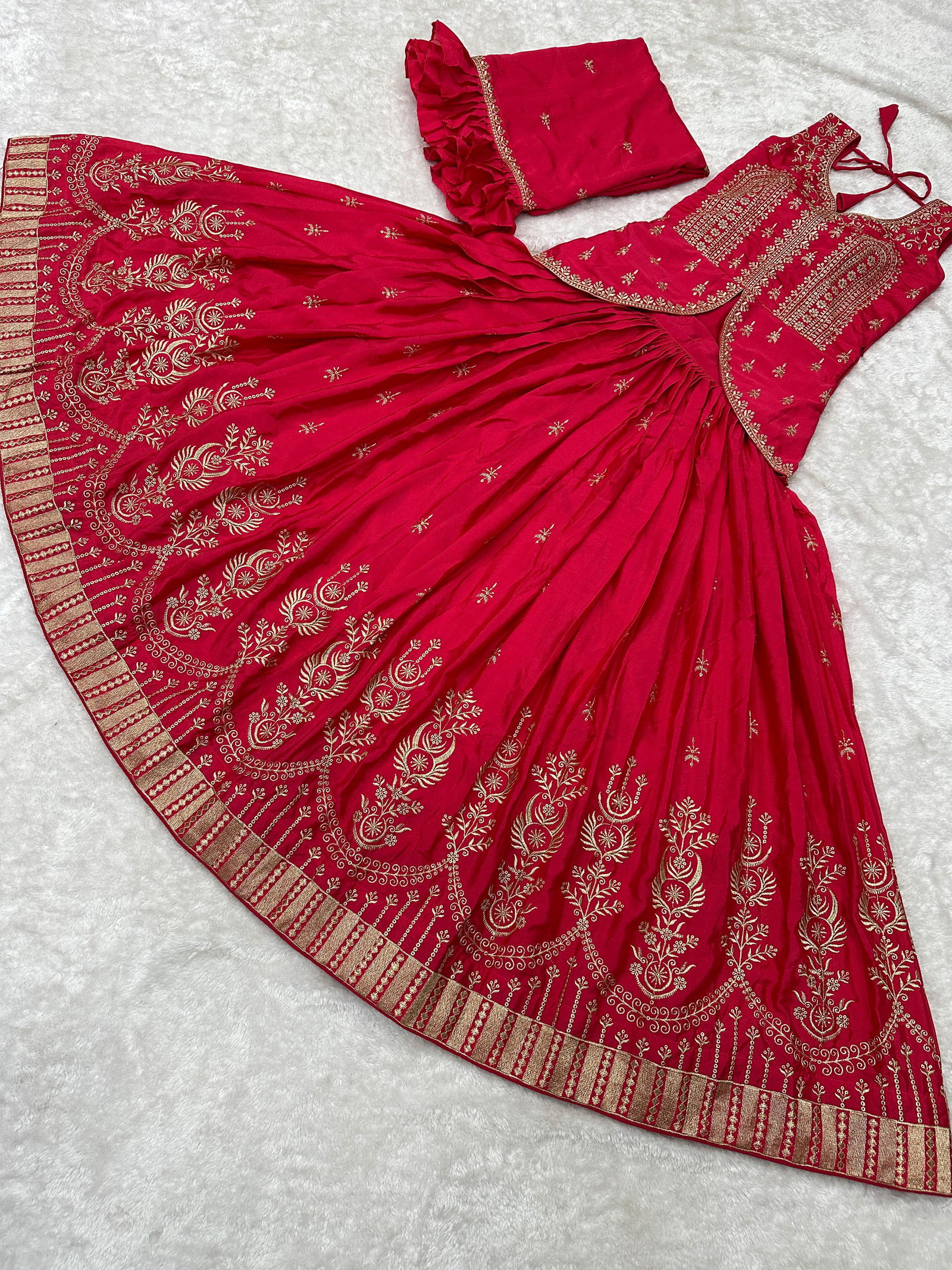 Ram 002 By Pc Heavy Chinon Wedding Wear Crop Top Readymade Suits Wholesalers In Delhi